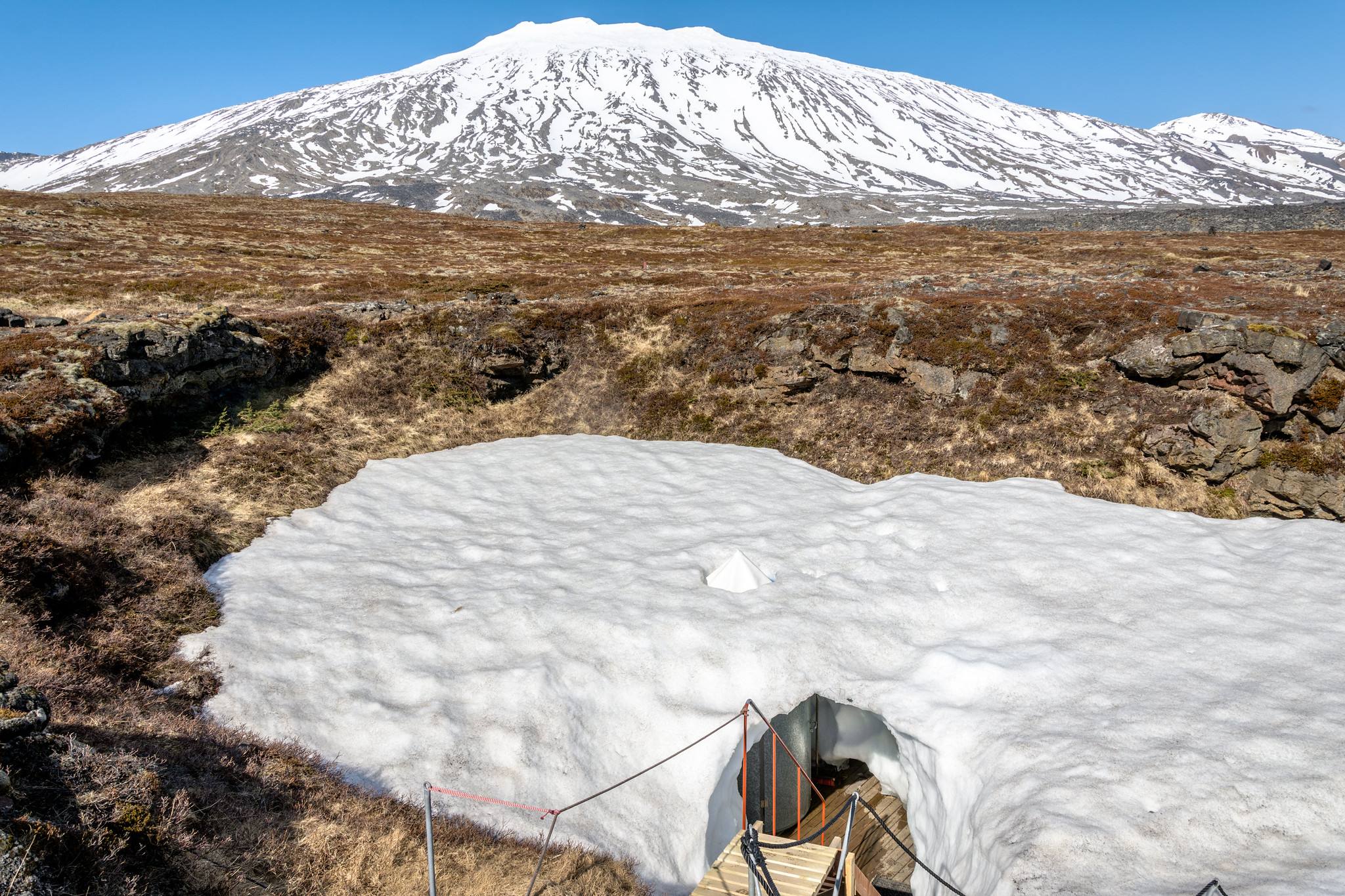 Snæfellsnes: visita a la cueva de lava Vatnshellir